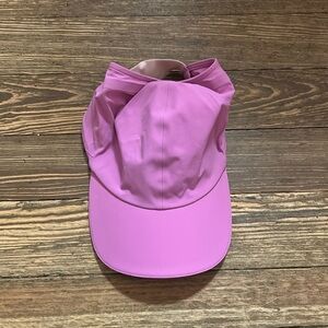 Lululemon Runners hat